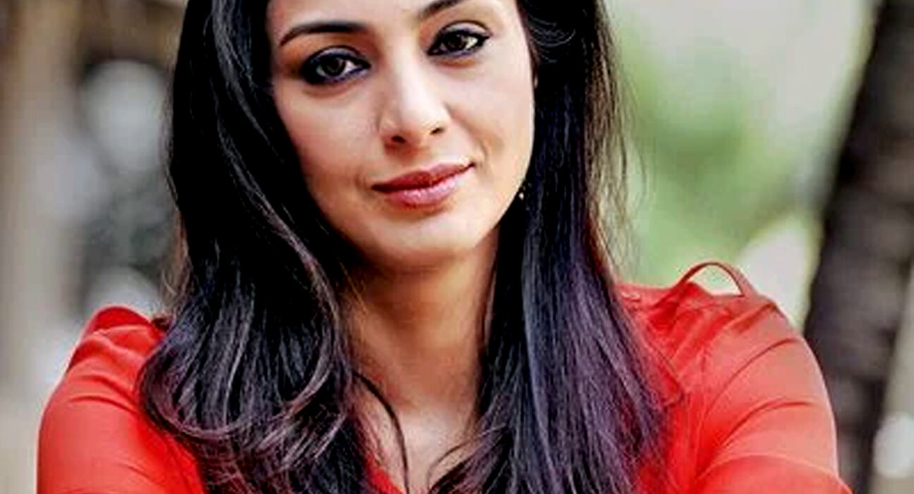بالی ووڈ اداکارہ "تبو" کس پاکستانی اداکار کی بیٹی ہیں؟