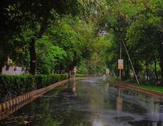 لاہور سمیت ملک بھر میں مون سون بارشوں نے رنگ جما دیا