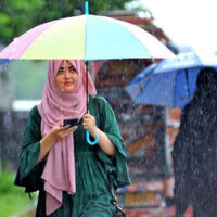 لاہور سمیت پنجاب کے مختلف شہروں میں بارش ، موسم خوشگوار