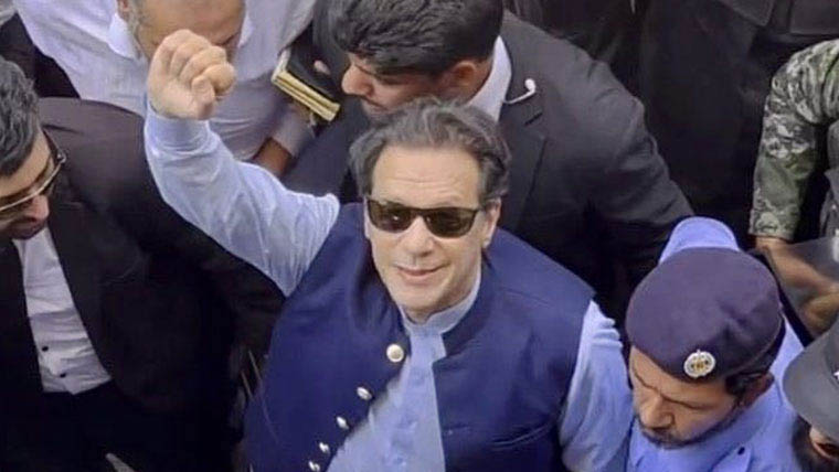 عمران خان ، شیخ رشید ودیگر لانگ مارچ توڑ پھوڑ کے ایک اور کیس میں بری