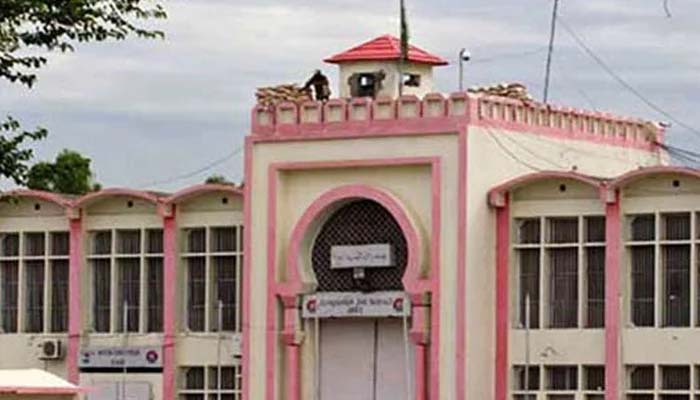 پی ٹی آئی کا احتجاج ، اڈیالہ جیل کی طرف جانیوالے راستے مکمل طورپر سیل