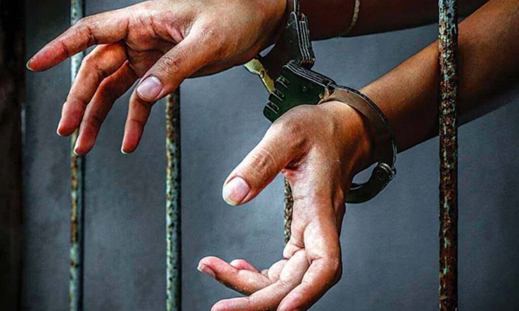 کراچی ، موٹرسائیکل لفٹنگ گینگ گرفتار