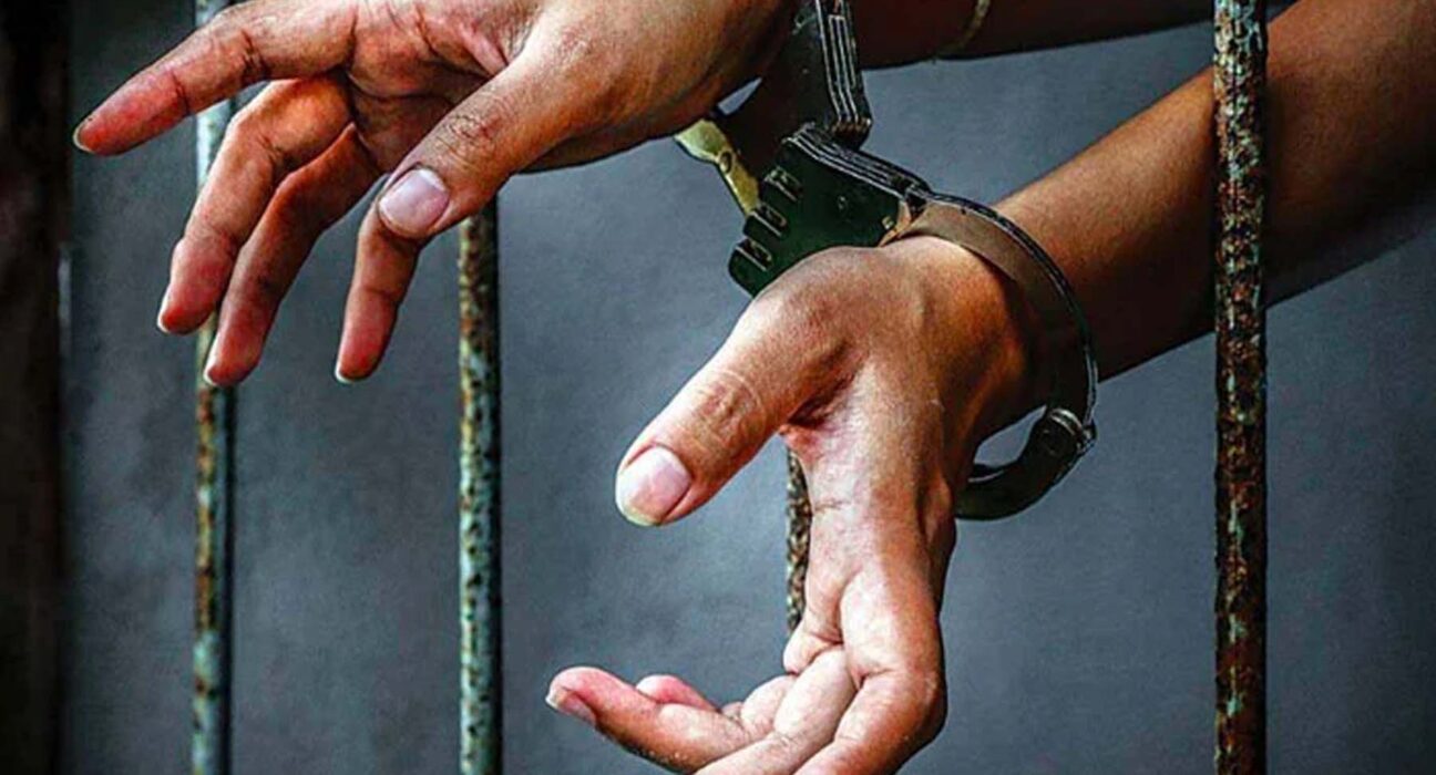 کراچی ، موٹرسائیکل لفٹنگ گینگ گرفتار
