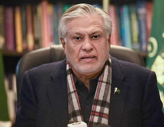 2022 میں اقتدار سنبھال کر ملک کو ڈیفالٹ سے بچایا، اسحاق ڈار