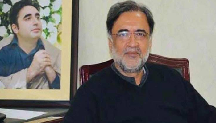 پی ٹی آئی کے ساتھ مذاکرات کو ڈیل کا رنگ نہیں دینا چاہیے: قمرزمان کائرہ