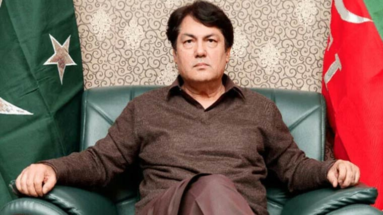 حکومت کو سانحہ ڈی چوک کا پورا پورا حساب دینا ہوگا: بیرسٹر سیف