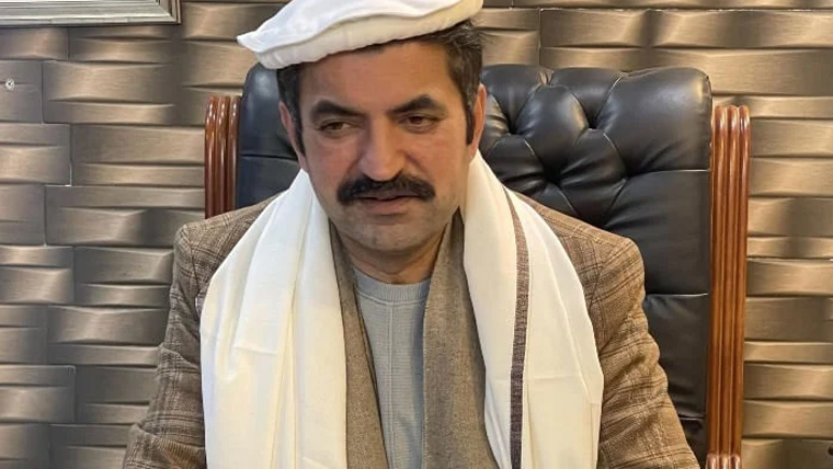 قیادت میرے آنے پر ناخوش تھی تو پہلے بتا دیتی، شیر افضل مروت