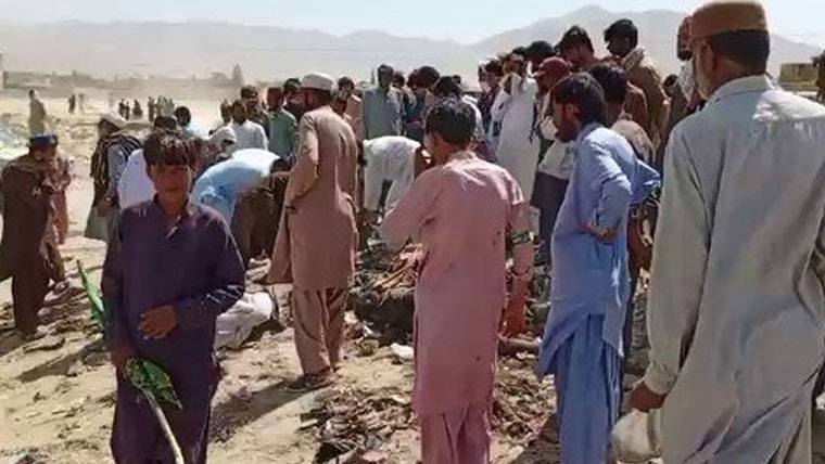 مستونگ: بی این پی کے دھرنے کے قریب خودکش دھماکا، اختر مینگل و دیگر قیادت محفوظ