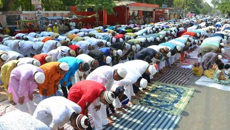 اتر پردیش میں نمازِ عید سڑک پر ادا کرنے پر پابندی