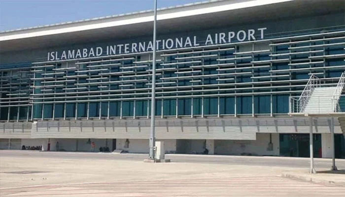 خراب موسم، اسلام آباد ایئر پورٹ پر پروازوں کا شیڈول متاثر