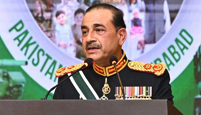 فیلڈ مارشل عاصم منیر کی جانب سے عشائیہ،صدرِ مملکت و وزیرِ اعظم سمیت سیاسی قیادت کی شرکت