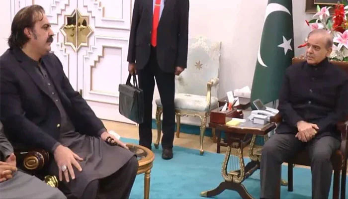 وفاق اور خیبر پختونخوا میں این ایف سی ایوارڈ پر معاملات طے پاگئے