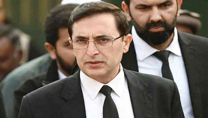 بانی پی ٹی آئی ناحق جیل میں ہیں، سارے کیسز سیاسی ہیں: بیرسٹر گوہر