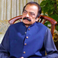 ملک میں کوئی سیاسی افراتفری نہیں، مسائل کا حل صرف مذاکرات میں ہے: رانا ثنا اللہ