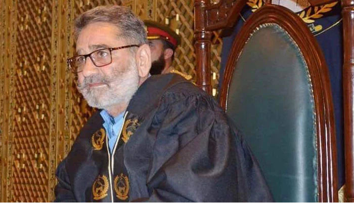 میں سازشی نہیں، 5 منٹ میں استعفی دینے کیلئے تیار ہوں، بابر سلیم سواتی