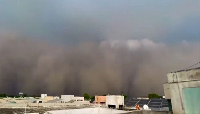 پنجاب: آندھی و طوفان سے 8 افراد جاں بحق، 45 زخمی