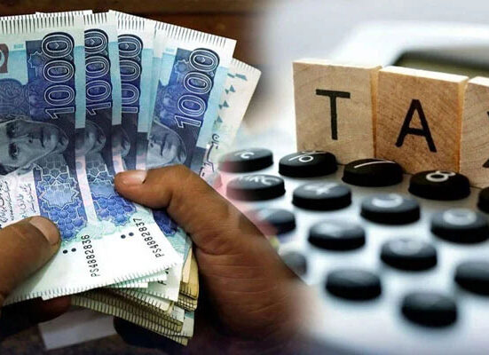 تنخواہ دار طبقہ نے رواں سال 11 ماہ میں 499 ارب روپے ٹیکس دیا
