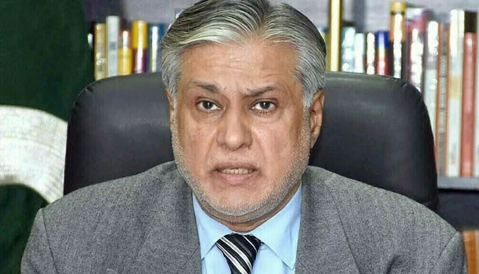 بھارت پاکستان پر اپنی مرضی مسلط نہیں کر سکتا، پالیسیوں پر نظرثانی کرے: اسحاق ڈار