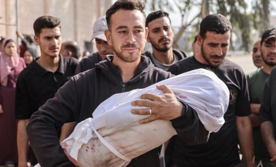 اسرائیل کی غزہ میں دہشت گردی بڑھ گئی، امداد کے متلاشی 80 فلسطینی شہید