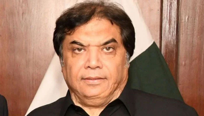 حنیف عباسی کا عیدالاضحی پر 5 خصوصی ٹرینیں چلانے کا اعلان
