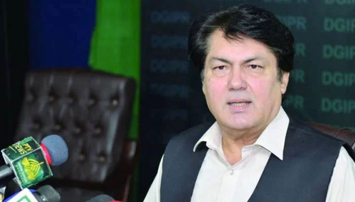 چیف الیکشن کمشنر کس حیثیت سے اب تک عہدے پر فائز ہیں؟ بیرسٹر سیف