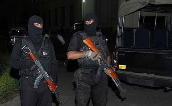 کراچی: سی ٹی ڈی سے فائرنگ کا تبادلہ، چائنیز پر حملے میں ملوث 3 دہشتگرد ہلاک