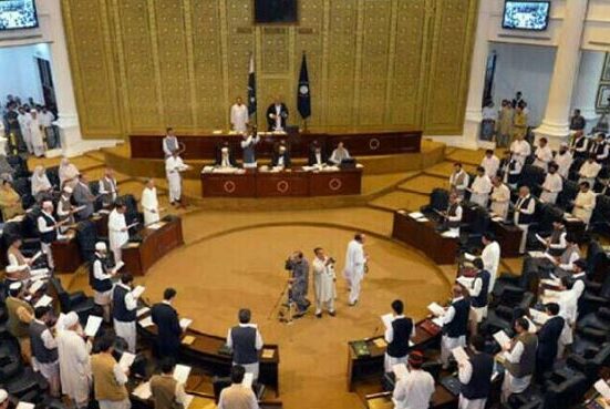 خیبرپختونخوا اسمبلی کا اجلاس کورم پورا نہ ہونے پر ملتوی، حلف برداری نہ ہو سکی