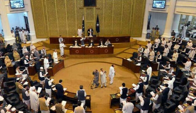 خیبرپختونخوا اسمبلی کا اجلاس کورم پورا نہ ہونے پر ملتوی، حلف برداری نہ ہو سکی