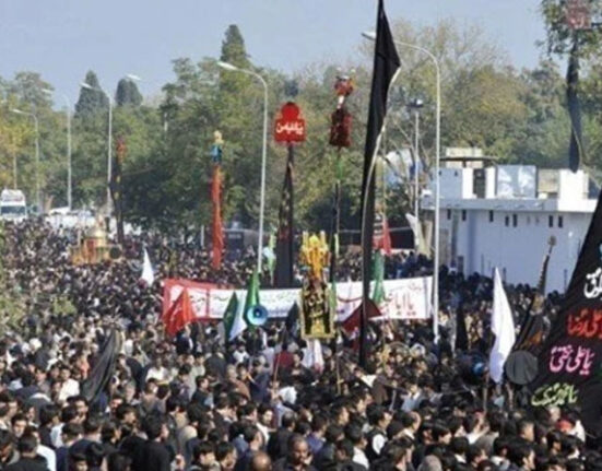 ملک بھر میں یوم عاشور آج مذہبی عقیدت و احترام سے منایا جا رہا ہے