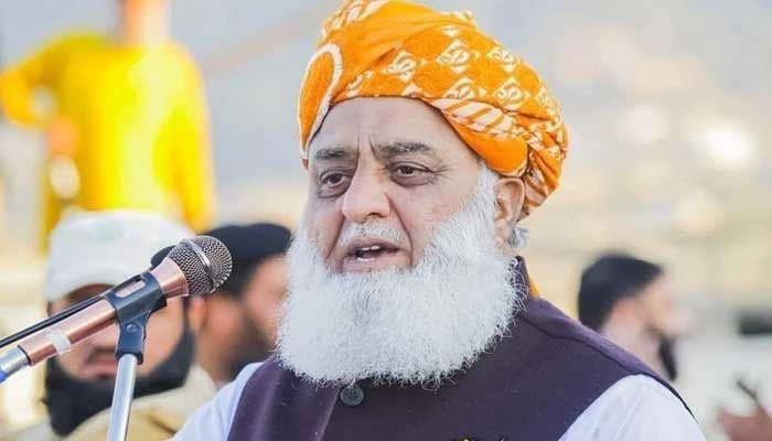 حکومت کی غلط پالیسیاں غربت میں اضافہ کر رہی ہیں: مولانا فضل الرحمن