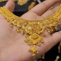 ملک میں سونے کی فی تولہ قیمت میں 3700 روپے کا اضافہ