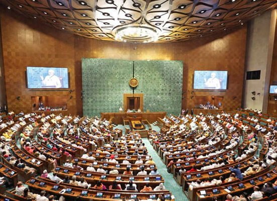 "پہلگام سے رافیل تک… لوک سبھا میں زلزلہ! اپوزیشن کے تابڑ توڑ حملے، مودی سرکار لاجواب"