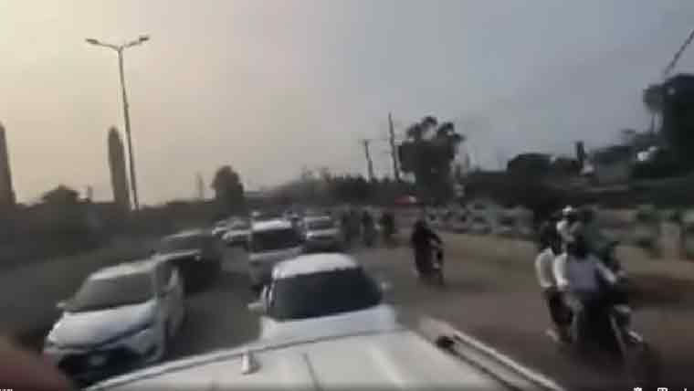 پاکستان تحریک انصاف کی مرکزی قیادت کا قافلہ اسلام آباد سے لاہور پہنچ گیا