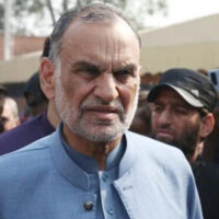 متنازع ٹویٹس کیس، اعظم سواتی پر فرد جرم کی کارروائی مؤخر