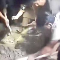 گلگت: دنیور نالے میں مٹی کا تودہ گر گیا، ملبے تلے دب کر8 رضاکار جاں بحق