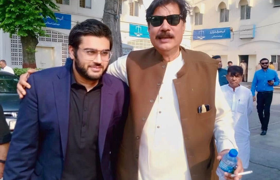 وفاقی وزیر اطلاعات اور وزیراعلیٰ پنجاب نے سابق سی پی این ای سیکریٹری جنرل عامر محمود کے انتقال پر اظہار افسوس کیا