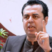 آنٹی ریحانہ ہوں یا کوئی اور قانون 80 سالہ شخص توڑے یا 18 سال کا، ایک جیسی بات ہے، طلال چوہدری