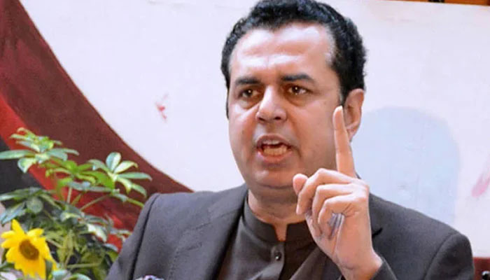 آنٹی ریحانہ ہوں یا کوئی اور قانون 80 سالہ شخص توڑے یا 18 سال کا، ایک جیسی بات ہے، طلال چوہدری