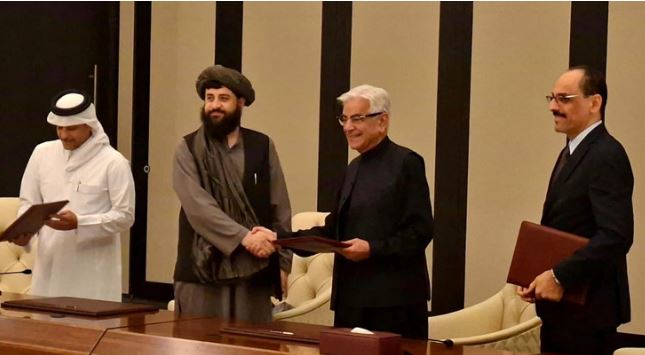جنگ بند، پاکستان اور افغانستان ایک دوسرے کی سرزمین کا احترام کریں گے: وزیر دفاع