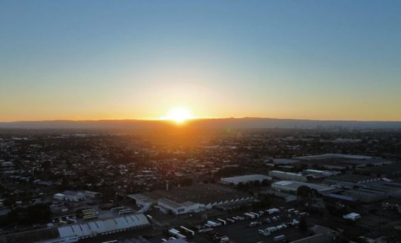 پاکستان میں 2026 کا پہلا سورج بہتر مستقبل کی امیدوں اور دعاؤں کے ساتھ طلوع