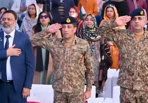 ڈی جی آئی ایس پی آر کی جامعہ کراچی میں طلباءکے ساتھ خصوصی نشست