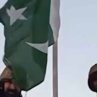 پکتیا میں 5افغان پوسٹوں پر پاکستان کا جھنڈا لہرا دیا گیا، ویڈیو وائرل