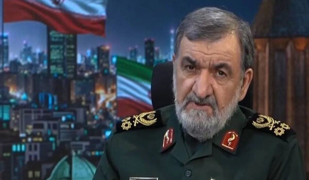 امریکا کو جنگ میں ایران کے تمام نقصانات کا ہرجانہ ادا کرنا ہوگا؛ مشیرِ مجتبیٰ خامنہ ای