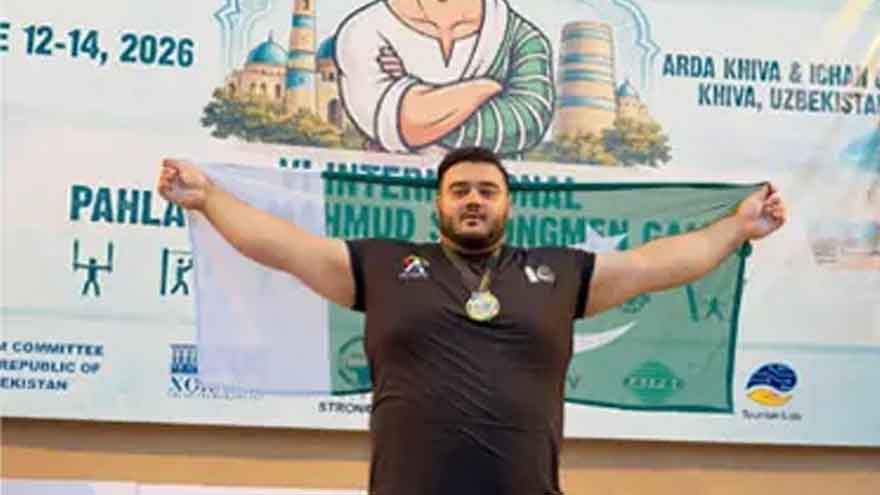 نوح دستگیر بٹ نے انجری کے باوجود ڈبل گولڈ میڈل جیتا۔