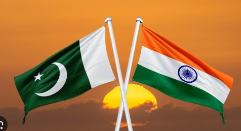 میڈیا انفلوئنسرز کے ساتھ اعلیٰ سیکیورٹی عہدیدار کی بھارت کے موضوع پر اہم نشست