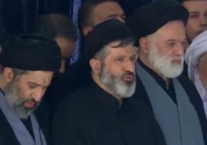 خامنہ ای کی نمازِ جنازہ میں تین بیٹوں کی شرکت، مجتبیٰ خامنہ ای شریک نہیں ہوئے