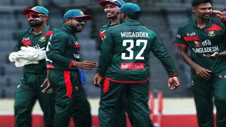 لٹن داس ہیمسٹرنگ انجری کے باعث زمبابوے ون ڈے سیریز سے باہر ہو گئے۔