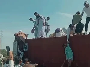 شہر اقتدار میں کنٹینر ہی کنٹینر، پہاڑی راستے بھی بند