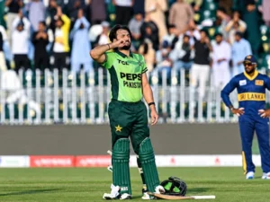 سنچری کے بعد منفرد جشن میں کس کیلیے پیغام پوشیدہ تھا؟ سلمان علی آغا نے بتا دیا